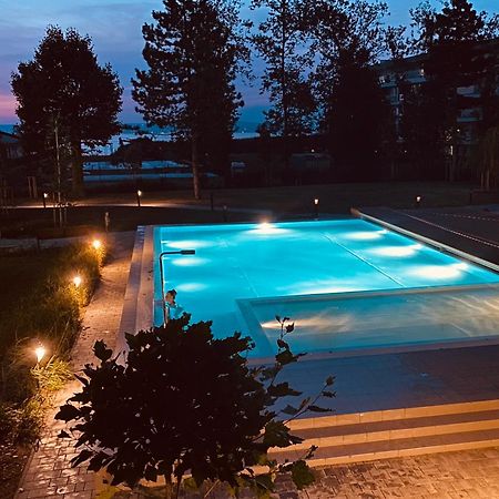 Medences Panoramas Balatom Apartman Siófok Eksteriør bilde