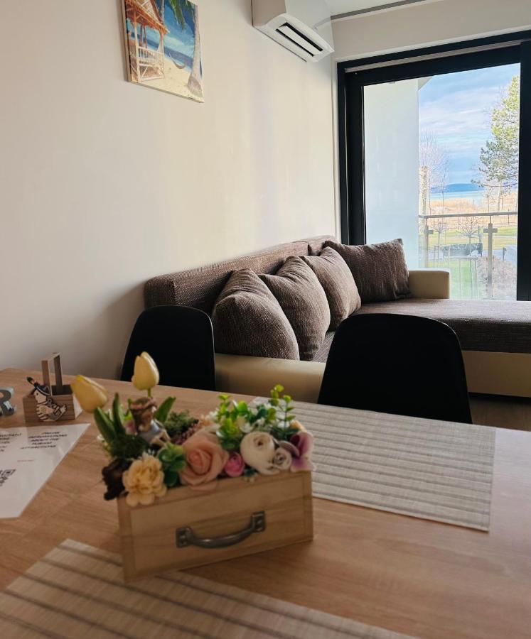 Medences Panoramas Balatom Apartman Siófok Eksteriør bilde