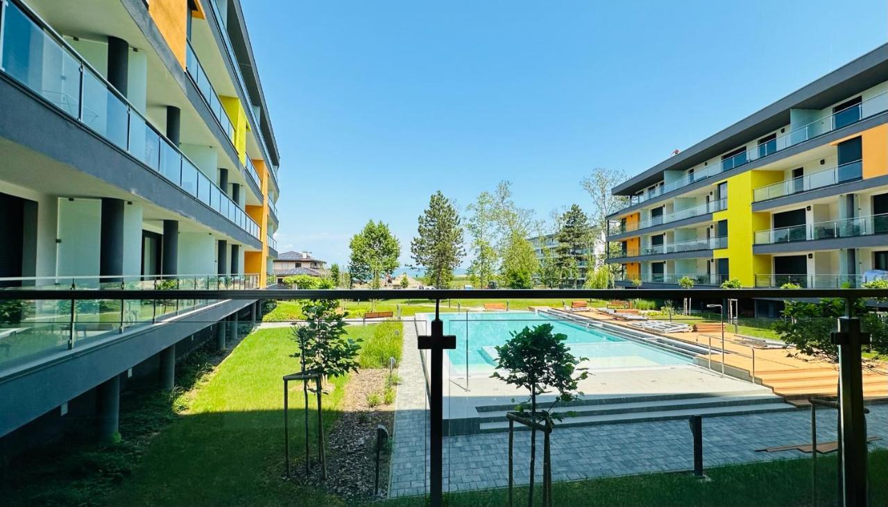 Medences Panoramas Balatom Apartman Siófok Eksteriør bilde